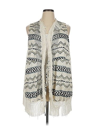 Roar Vest (view 1)