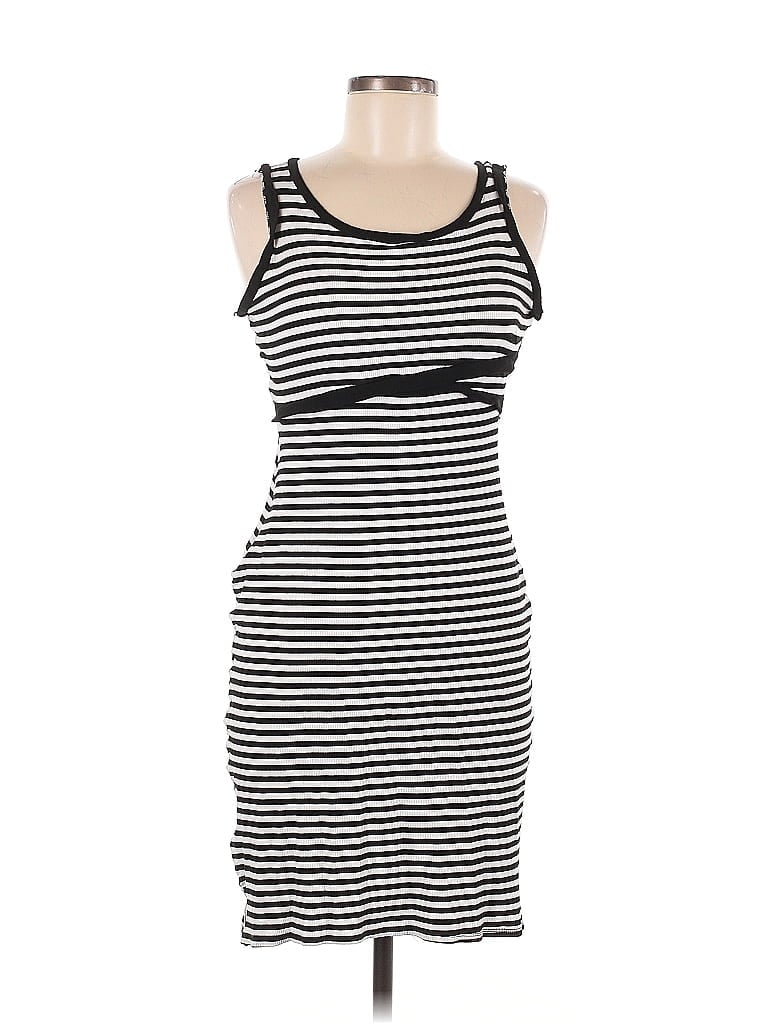 Pre-owned Monteau Casual Dress In Black