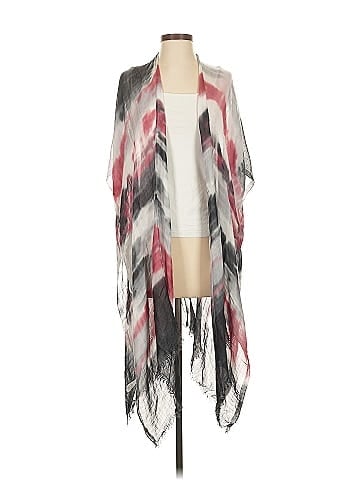 Coco + Carmen Poncho (view 1)