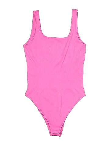 OQQ Tank Top (view 1)