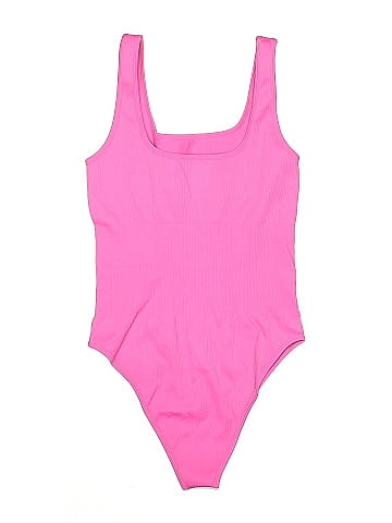 OQQ Tank Top (view 2)