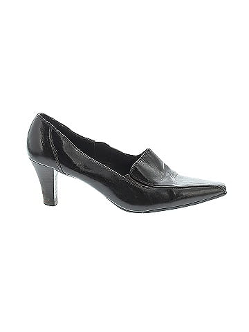 Etienne Aigner Heels (view 1)