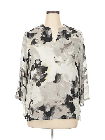 Violet & Claire 3/4 Sleeve Blouse (view 1)
