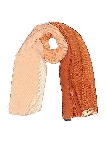 Fraas Scarf (view 1)