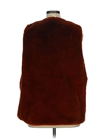 Stella & Dot Faux Fur Vest (view 2)