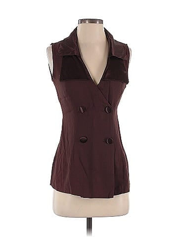 Be Smart Sleeveless Button-Down Shirt (view 1)