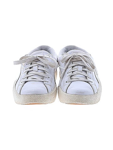 Puma Sneakers (view 2)