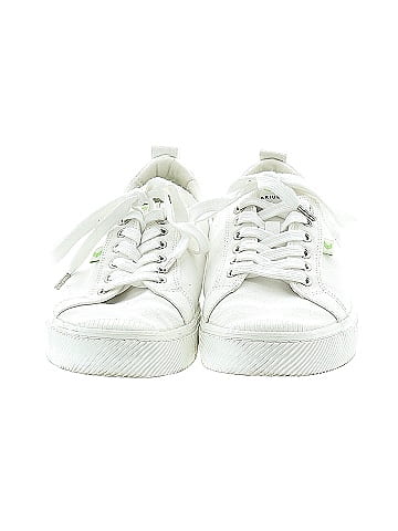 Cariuma Sneakers (view 2)
