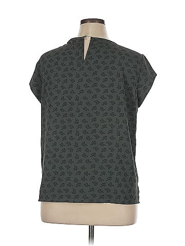 Fun2Fun Short Sleeve Blouse (view 2)