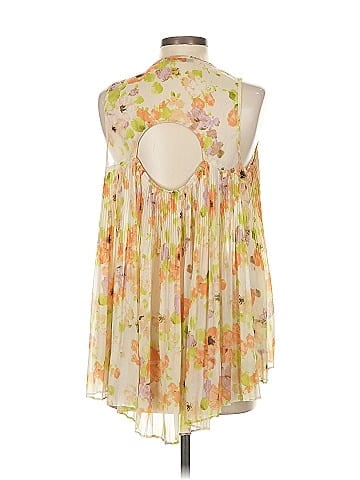 Ark & Co. Sleeveless Blouse (view 2)