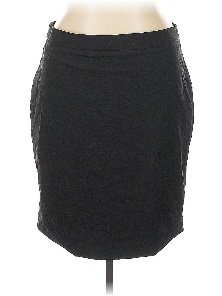 Click to view more detailed imagery on our partner's website Pre-owned Banana Republic Wool Skirt In Black