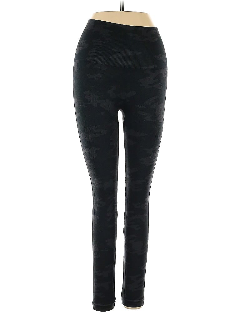 Click to view more detailed imagery on our partner's website Pre-owned Spanx Casual Pants In Black
