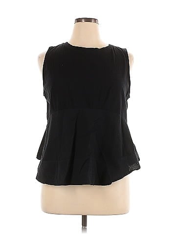 Eri + Ali Sleeveless T-Shirt (view 1)