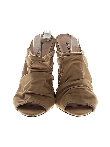 Qupid Mule/Clog (view 2)