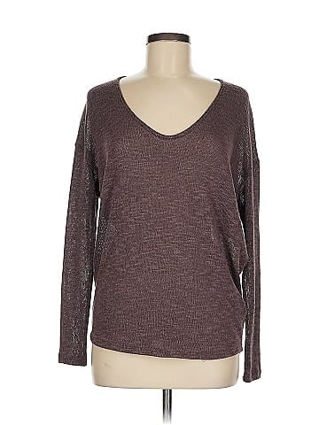 Vestique Long Sleeve T-Shirt (view 1)