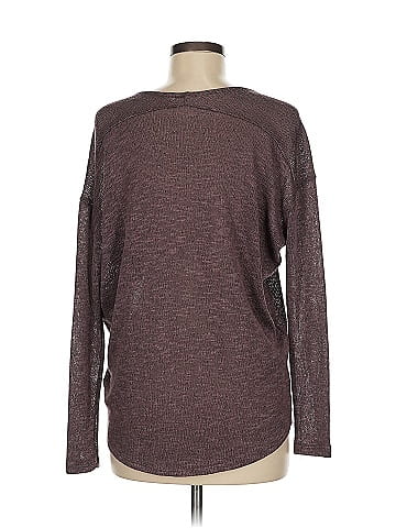 Vestique Long Sleeve T-Shirt (view 2)