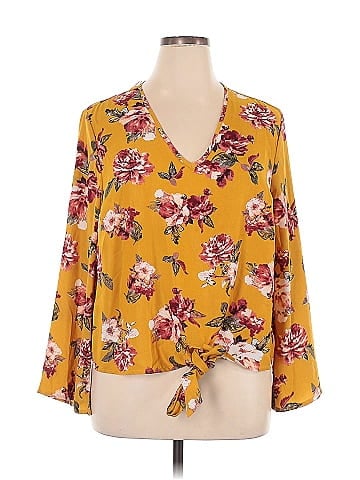 Roommates 3/4 Sleeve Blouse (view 1)