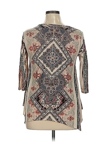 One 3/4 Sleeve Top (view 2)