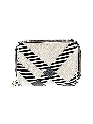 Unbranded Card Holder  (view 1)