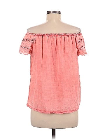 MADE IN ITALY Sleeveless Blouse (view 2)