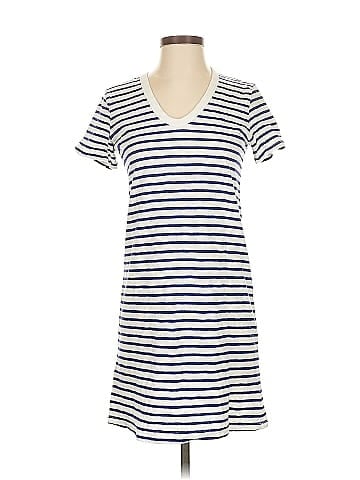 Universal Thread Casual Dress (view 1)