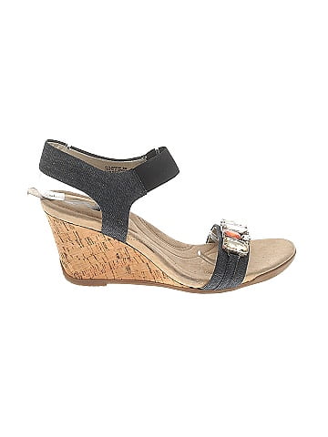 Akira Wedges (view 1)