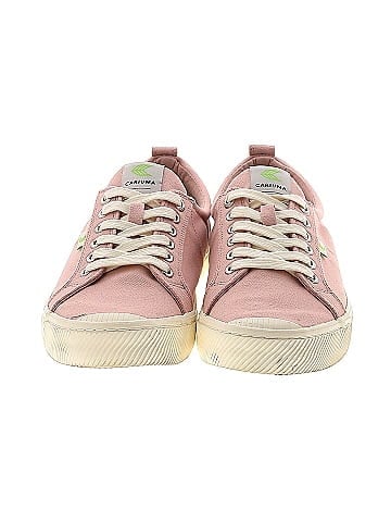 Cariuma Sneakers (view 2)