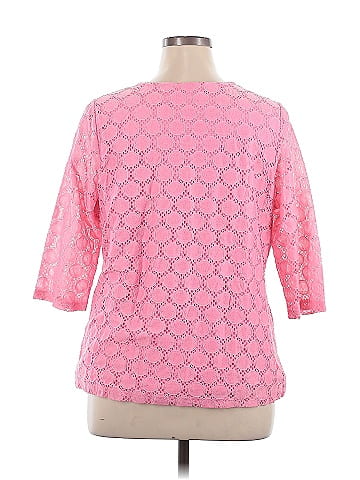 D&Co. 3/4 Sleeve Top (view 2)