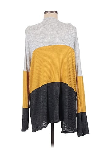 Betsey's Boutique Shop Cardigan (view 2)