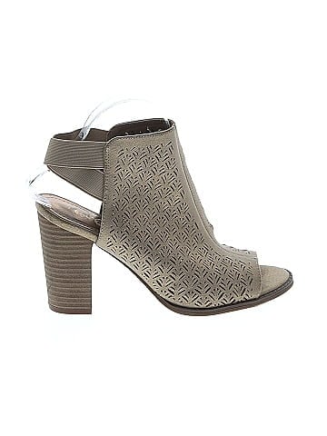 Kenneth Cole REACTION Heels (view 1)