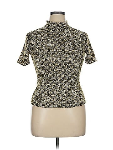 Casual Corner Short Sleeve Top (view 1)