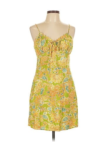 En Creme Sleeveless Top (view 1)