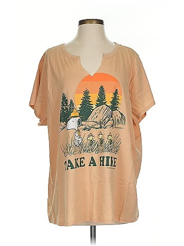 The Vinyl Icons Short Sleeve T-Shirt (view 1)