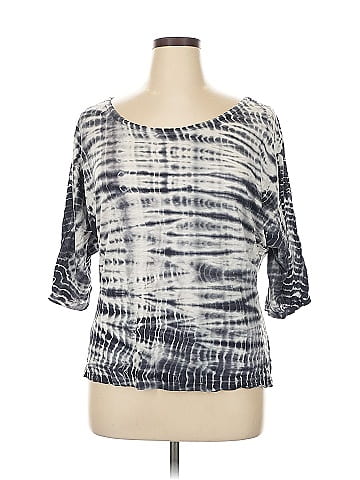Velvet 3/4 Sleeve T-Shirt (view 1)