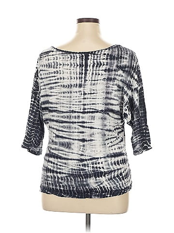 Velvet 3/4 Sleeve T-Shirt (view 2)