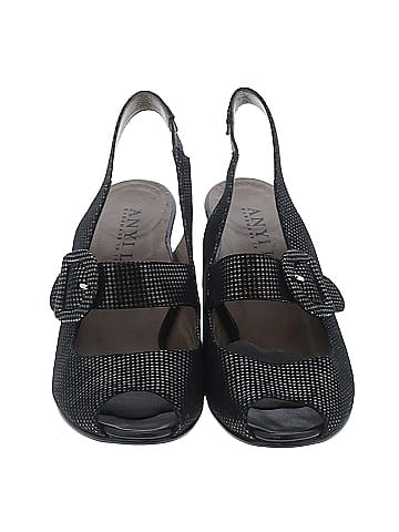 Anyi Lu Heels (view 2)