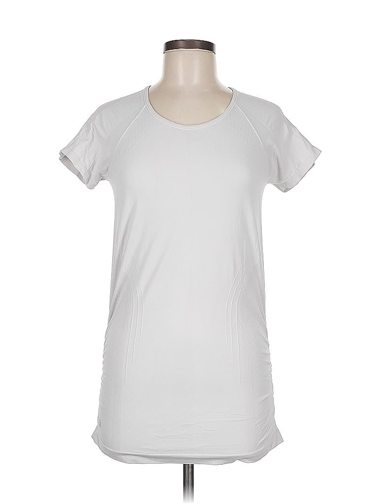 Pre-owned Athleta Active T-shirt In Silver