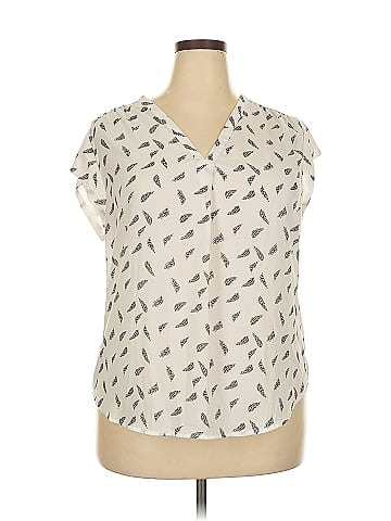 Fun2Fun Short Sleeve Blouse (view 1)