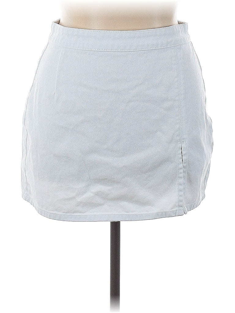 Click to view more detailed imagery on our partner's website Pre-owned Lioness Denim Skirt In White
