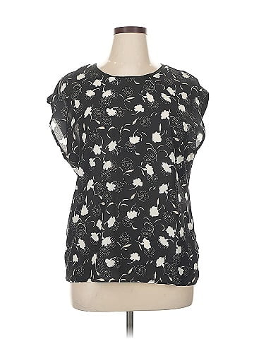 Premise Studio Short Sleeve Top (view 1)