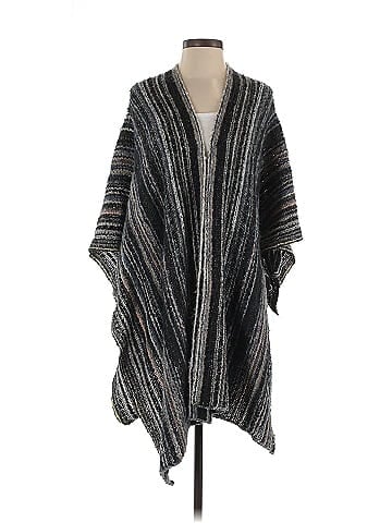 Coco + Carmen Poncho (view 1)