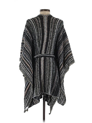Coco + Carmen Poncho (view 2)