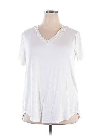 Amaryllis Short Sleeve T-Shirt (view 1)