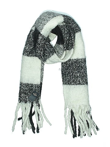 Hollister Scarf (view 1)