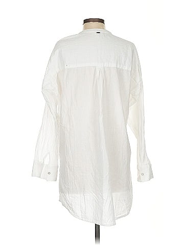 O'Neill 3/4 Sleeve Blouse (view 2)