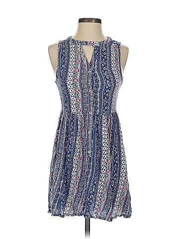 En Creme Sleeveless Henley (view 1)
