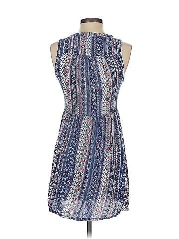 En Creme Sleeveless Henley (view 2)