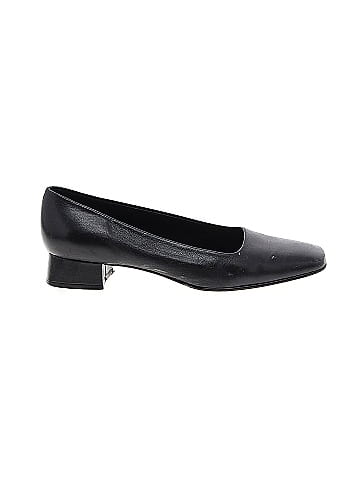 Etienne Aigner Flats (view 1)