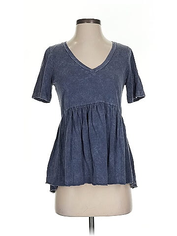 t.la Short Sleeve Top (view 1)