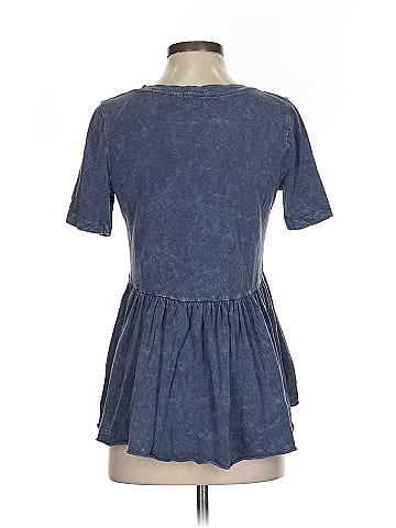 t.la Short Sleeve Top (view 2)